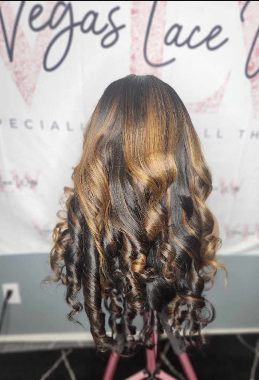 HD Invisible Lace Highlighted Wig Body Wave
